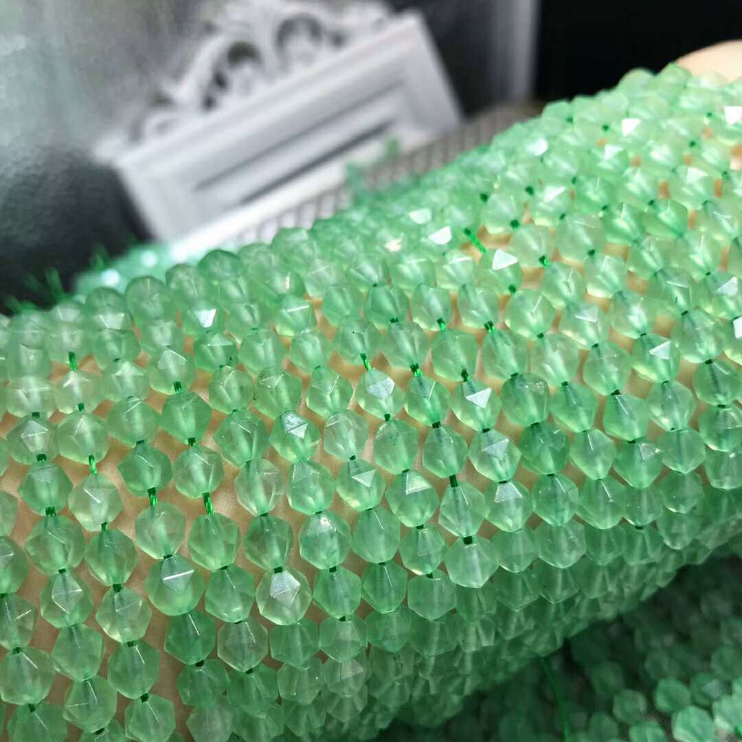 Aventurine Faceted Round Beads 16 Facets 8mm