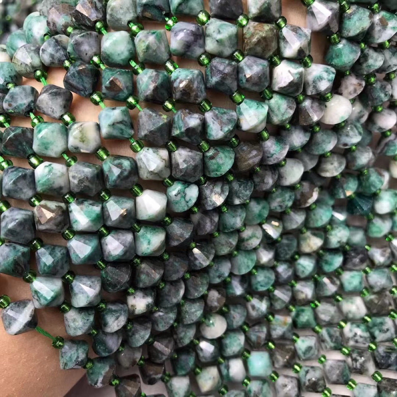 Dioptase Faceted Bicone Beads 8*8mm