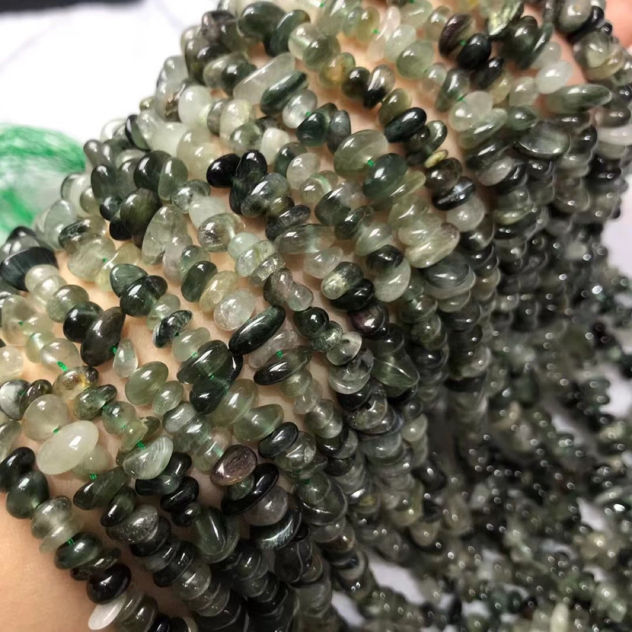 Green Rutilated Quartz Chip Beads 3*5mm